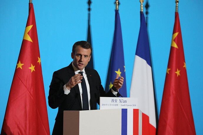 macron2